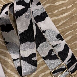 Textured and Camo Pattern Guitar Strap w/ gold hardware